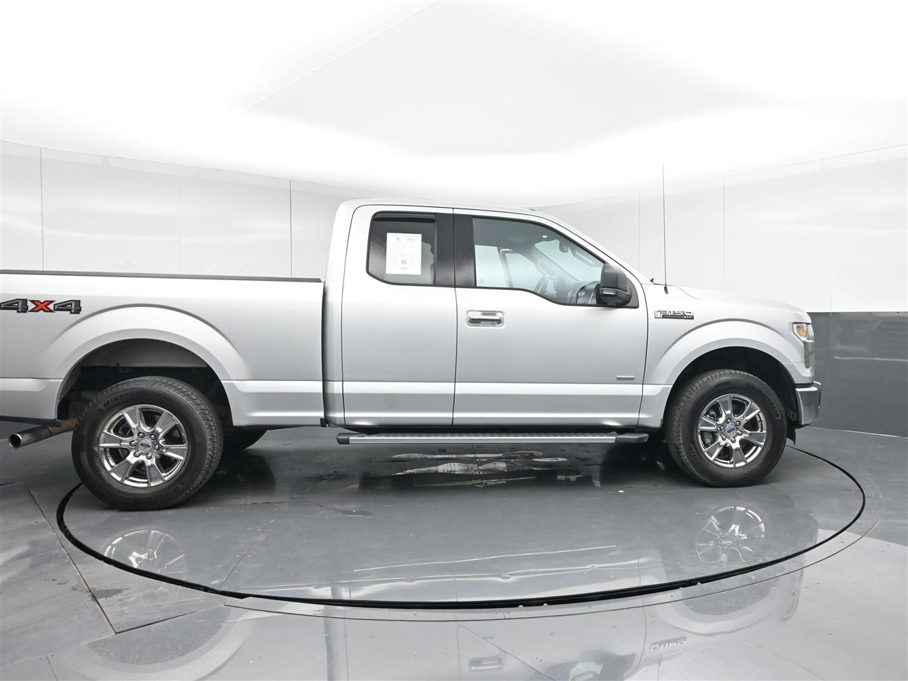 Ford F-150 XLT SuperCab 8-ft. Bed 4WD 2016
