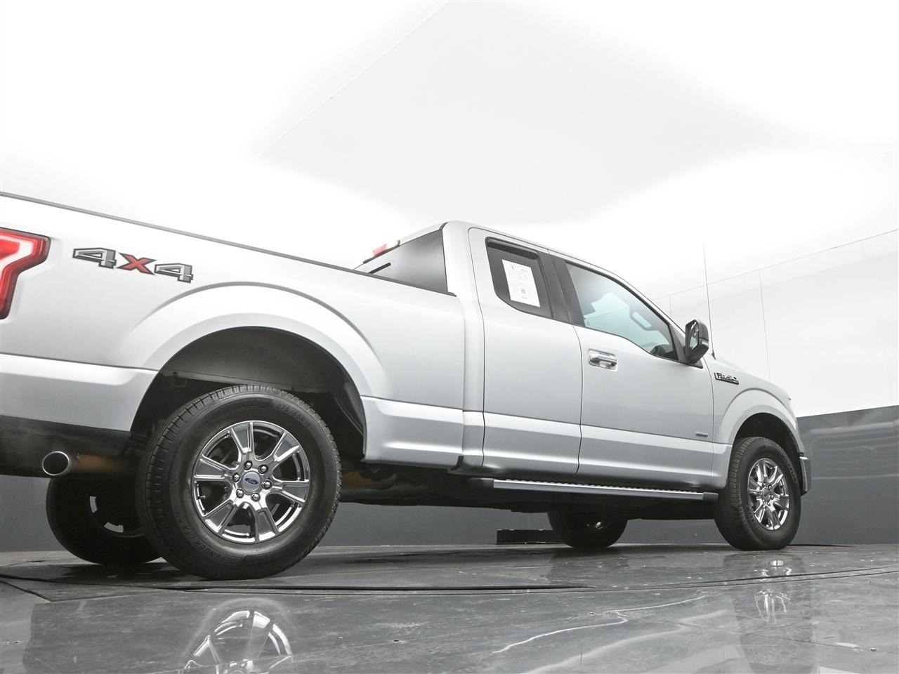 Ford F-150 XLT SuperCab 8-ft. Bed 4WD 2016