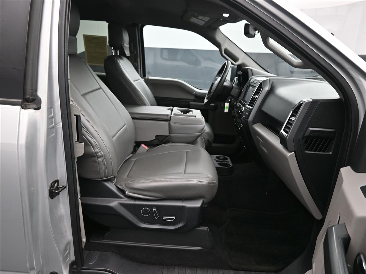 Ford F-150 XLT SuperCab 8-ft. Bed 4WD 2016
