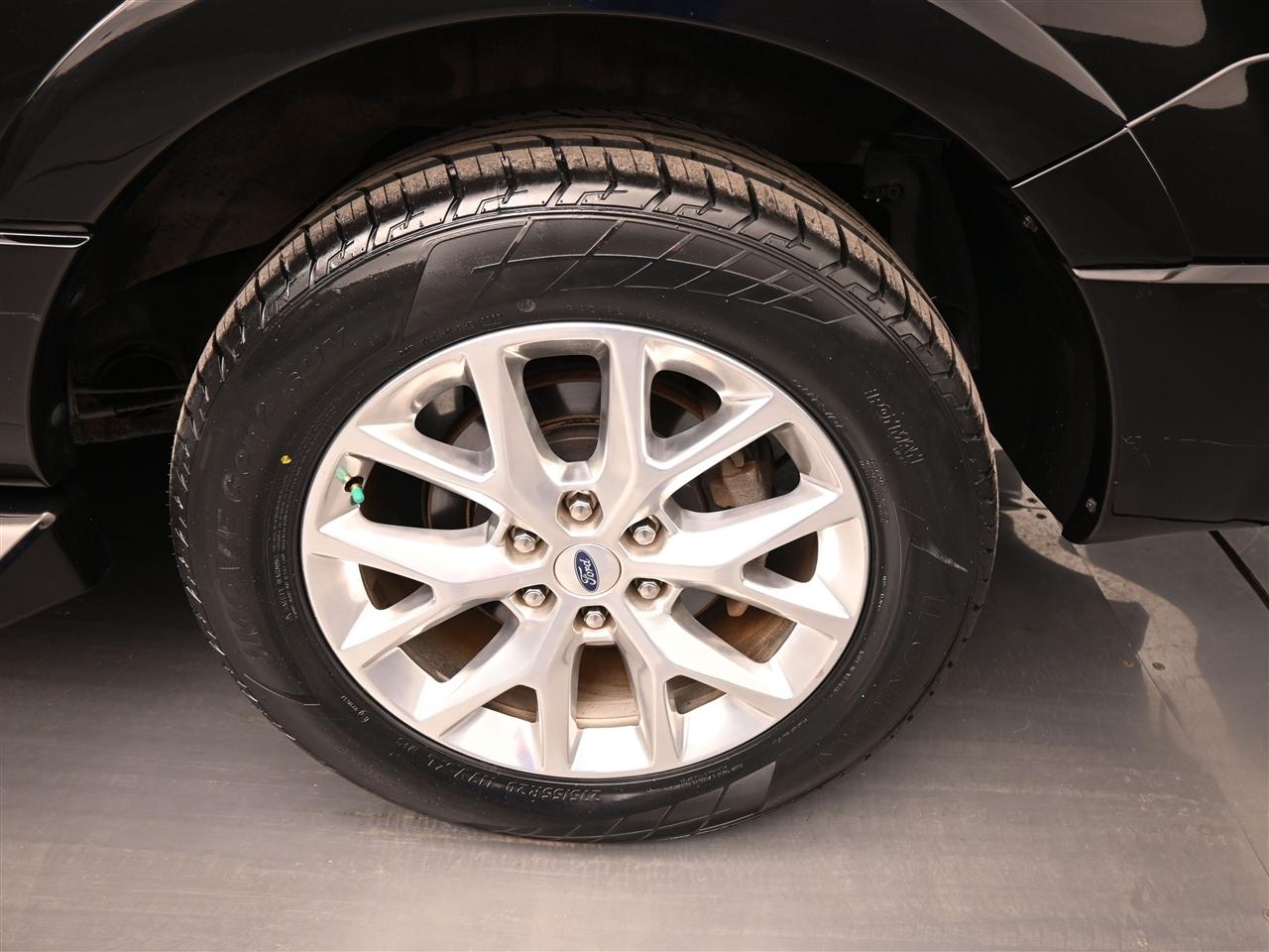 Ford Expedition EL Limited 4WD 2017