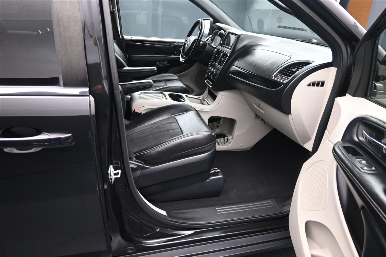 Dodge Grand Caravan SXT 2020
