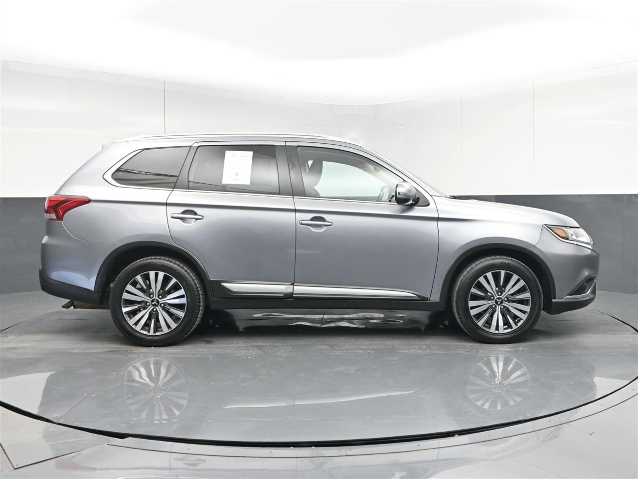 Mitsubishi Outlander SEL AWD 2020