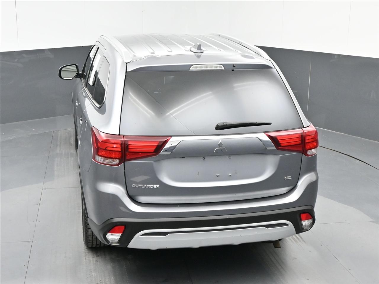Mitsubishi Outlander SEL AWD 2020