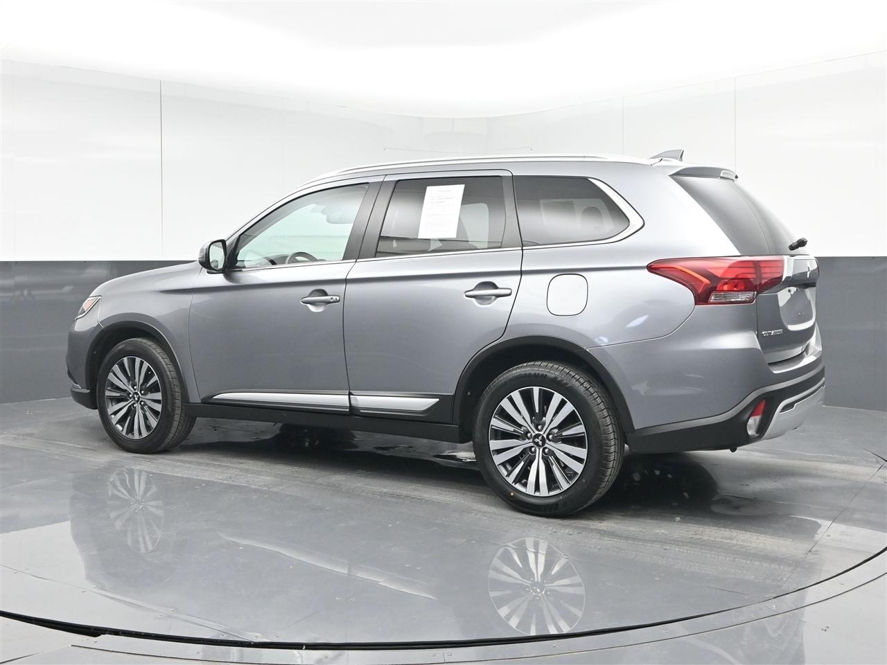 Mitsubishi Outlander SEL AWD 2020