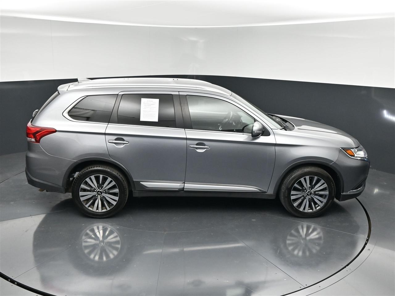 Mitsubishi Outlander SEL AWD 2020