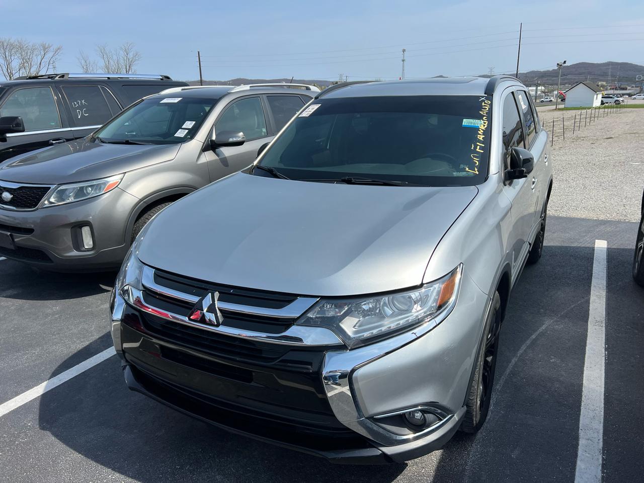 Mitsubishi Outlander SEL AWD 2018