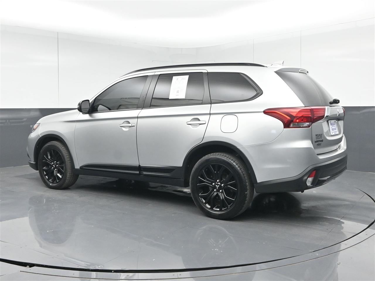 Mitsubishi Outlander SEL AWD 2018