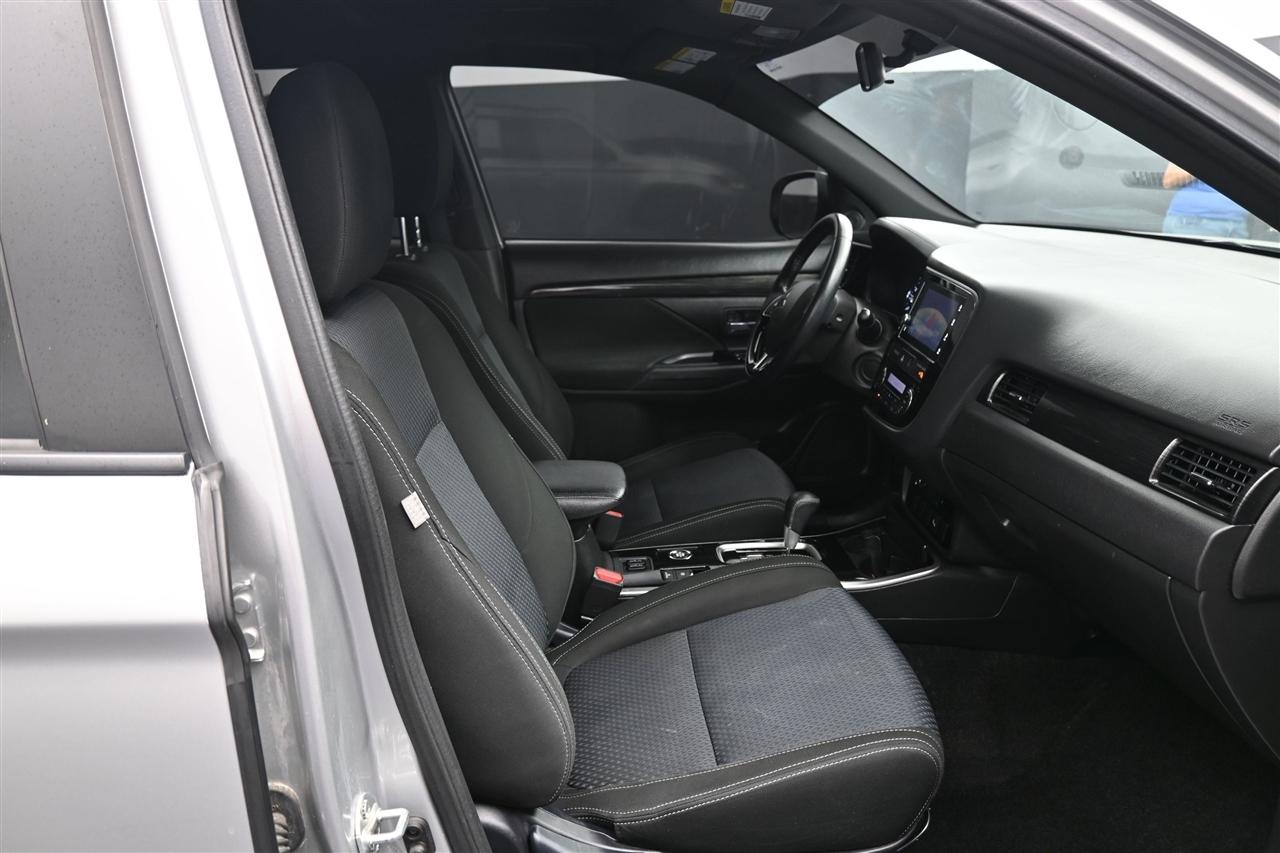 Mitsubishi Outlander SEL AWD 2018