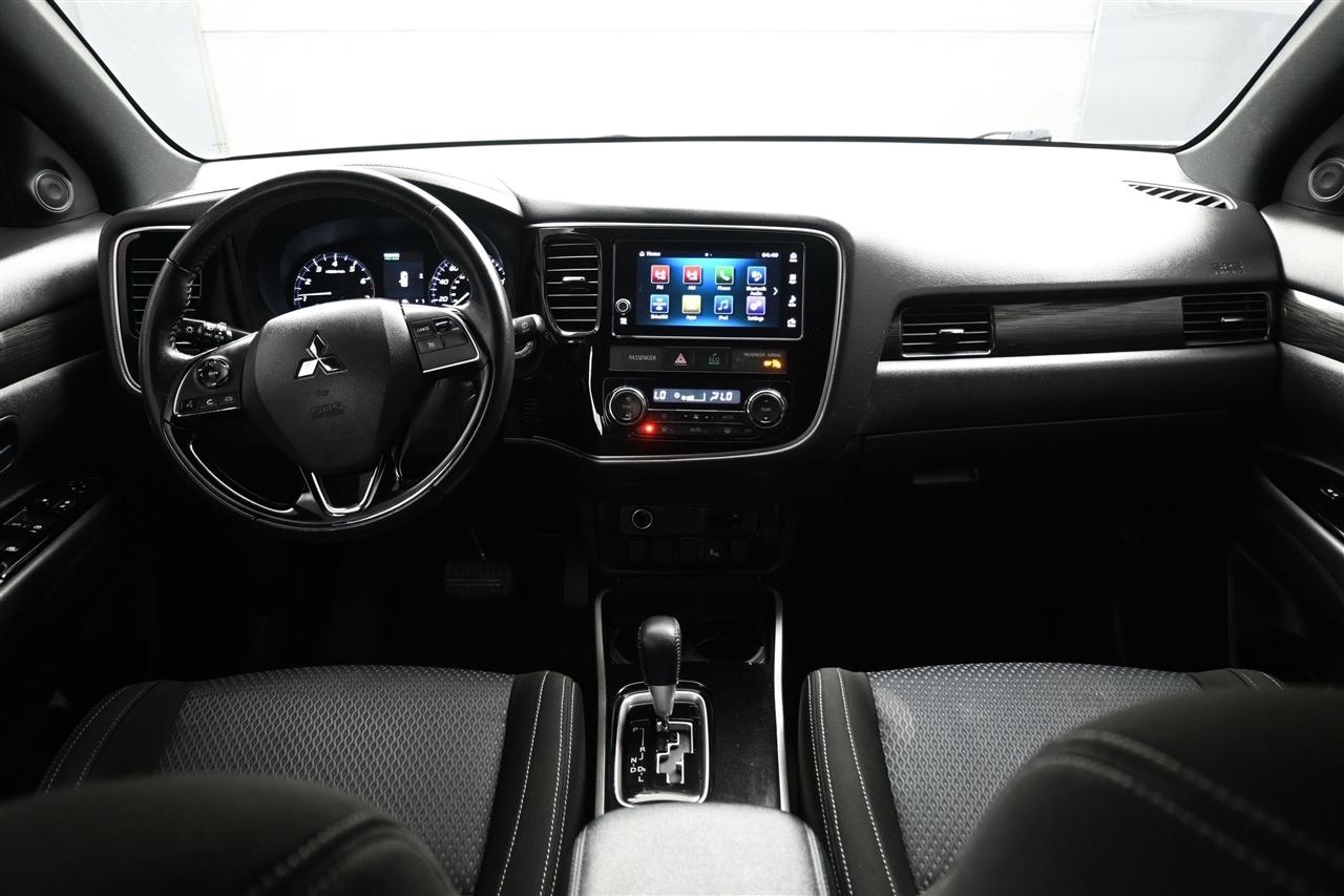 Mitsubishi Outlander SEL AWD 2018