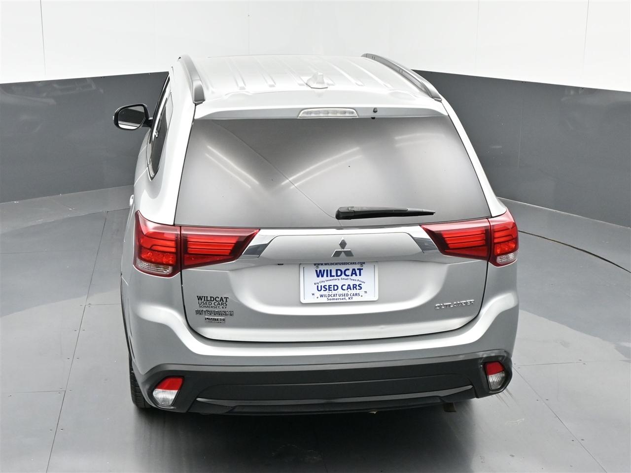 Mitsubishi Outlander SEL AWD 2018