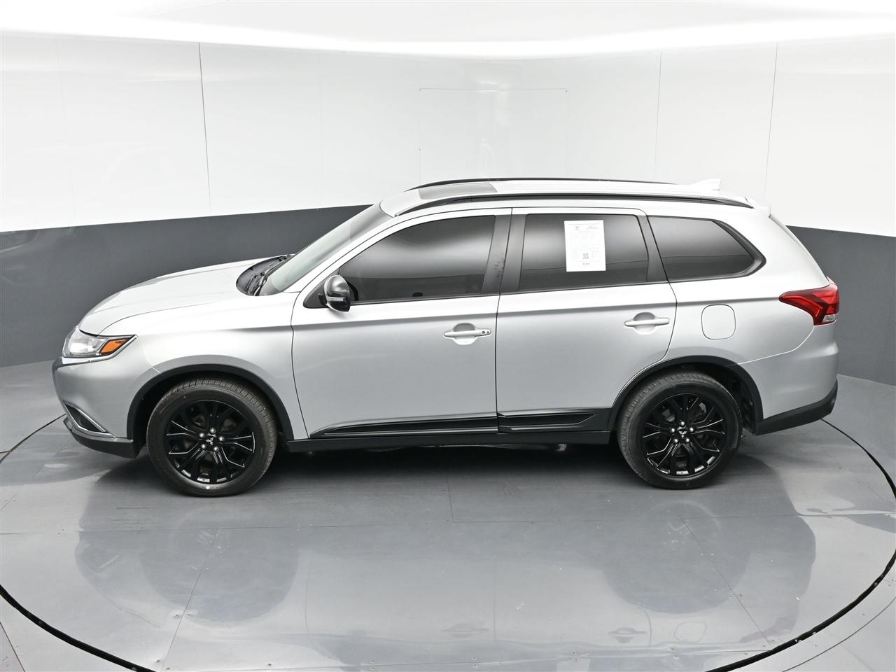 Mitsubishi Outlander SEL AWD 2018