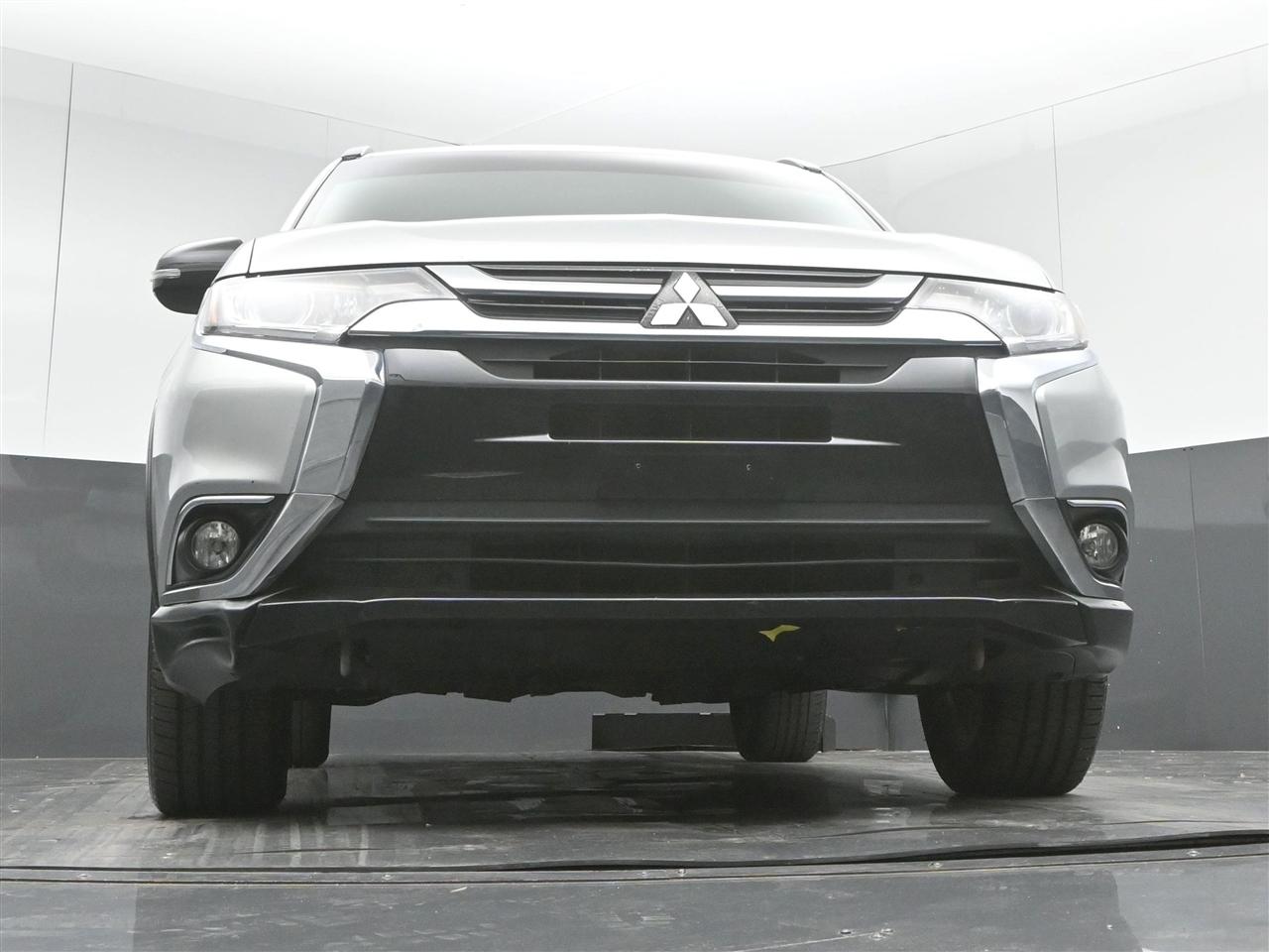 Mitsubishi Outlander SEL AWD 2018