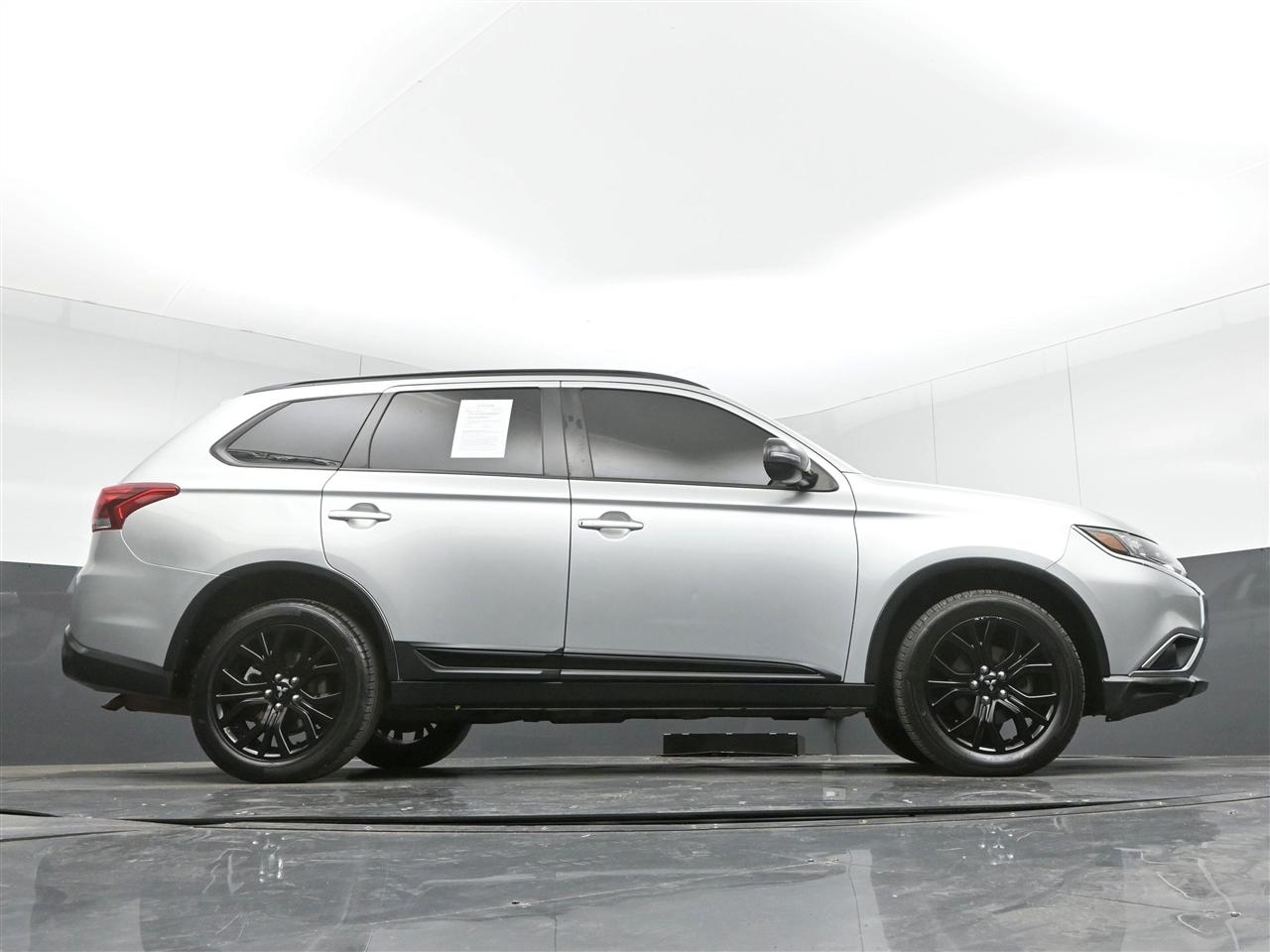 Mitsubishi Outlander SEL AWD 2018