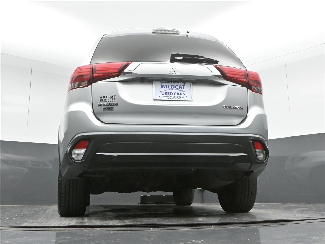 Mitsubishi Outlander SEL AWD 2018