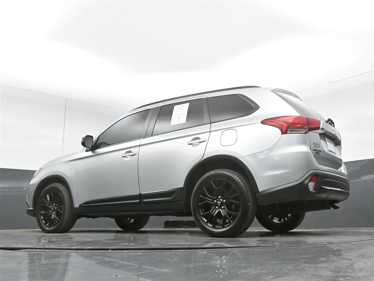 Mitsubishi Outlander SEL AWD 2018