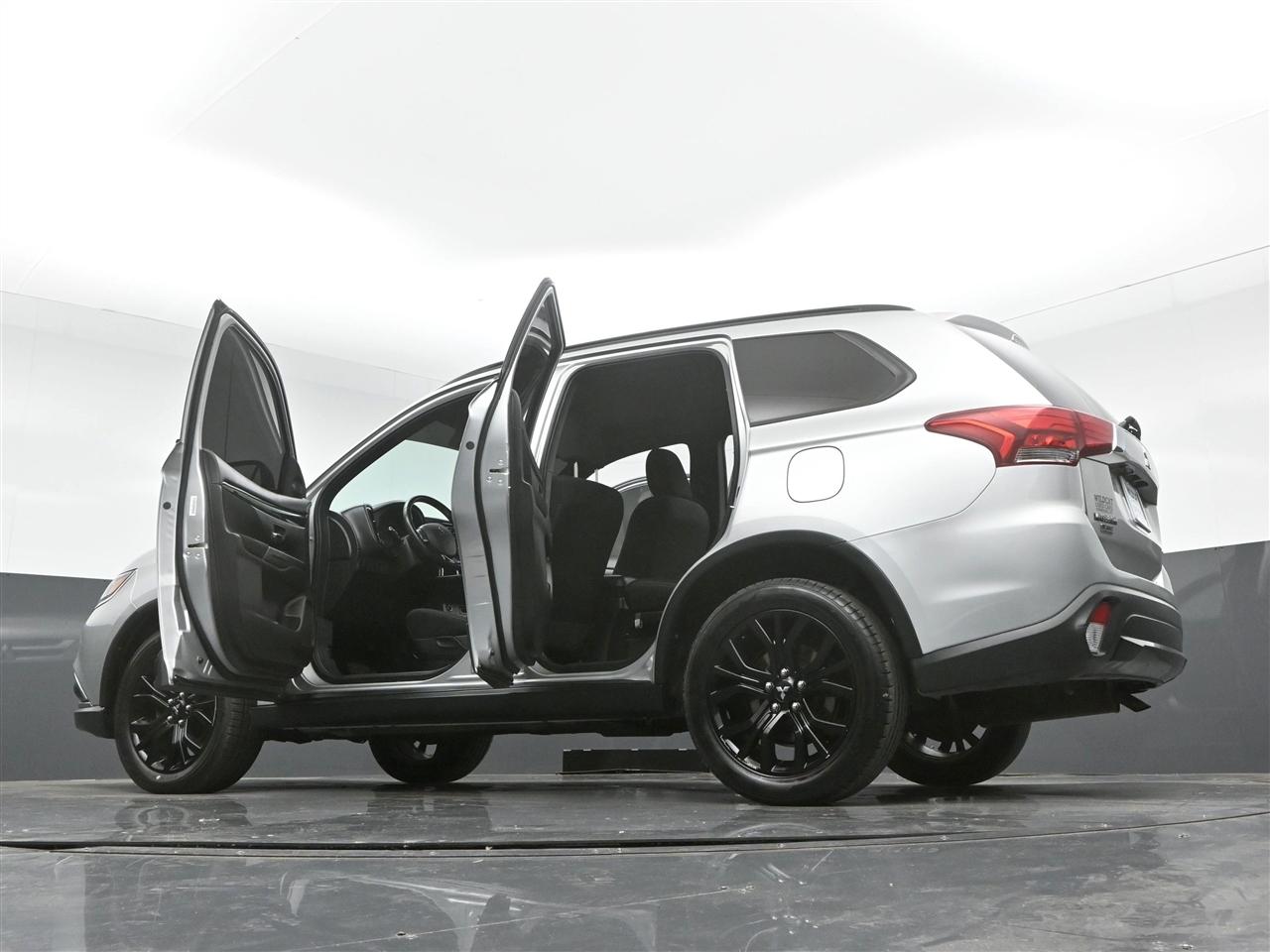 Mitsubishi Outlander SEL AWD 2018