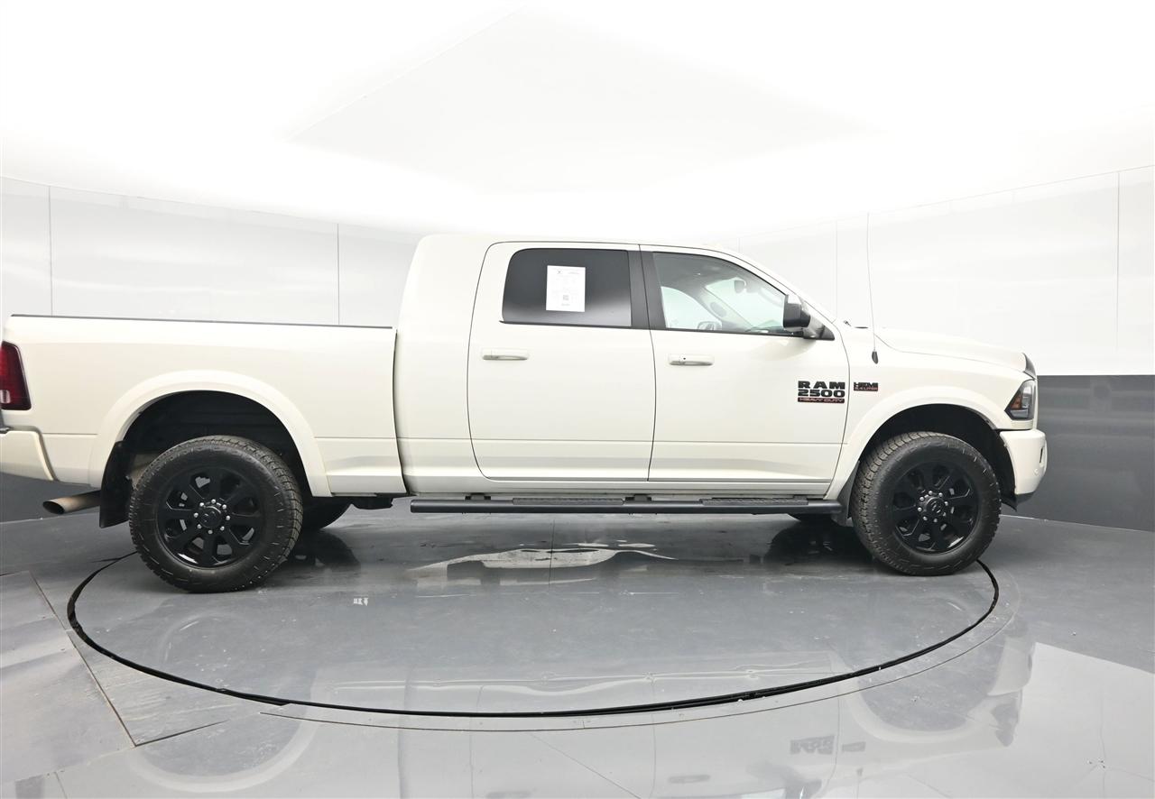 RAM 2500 Laramie Mega Cab 4WD 2017