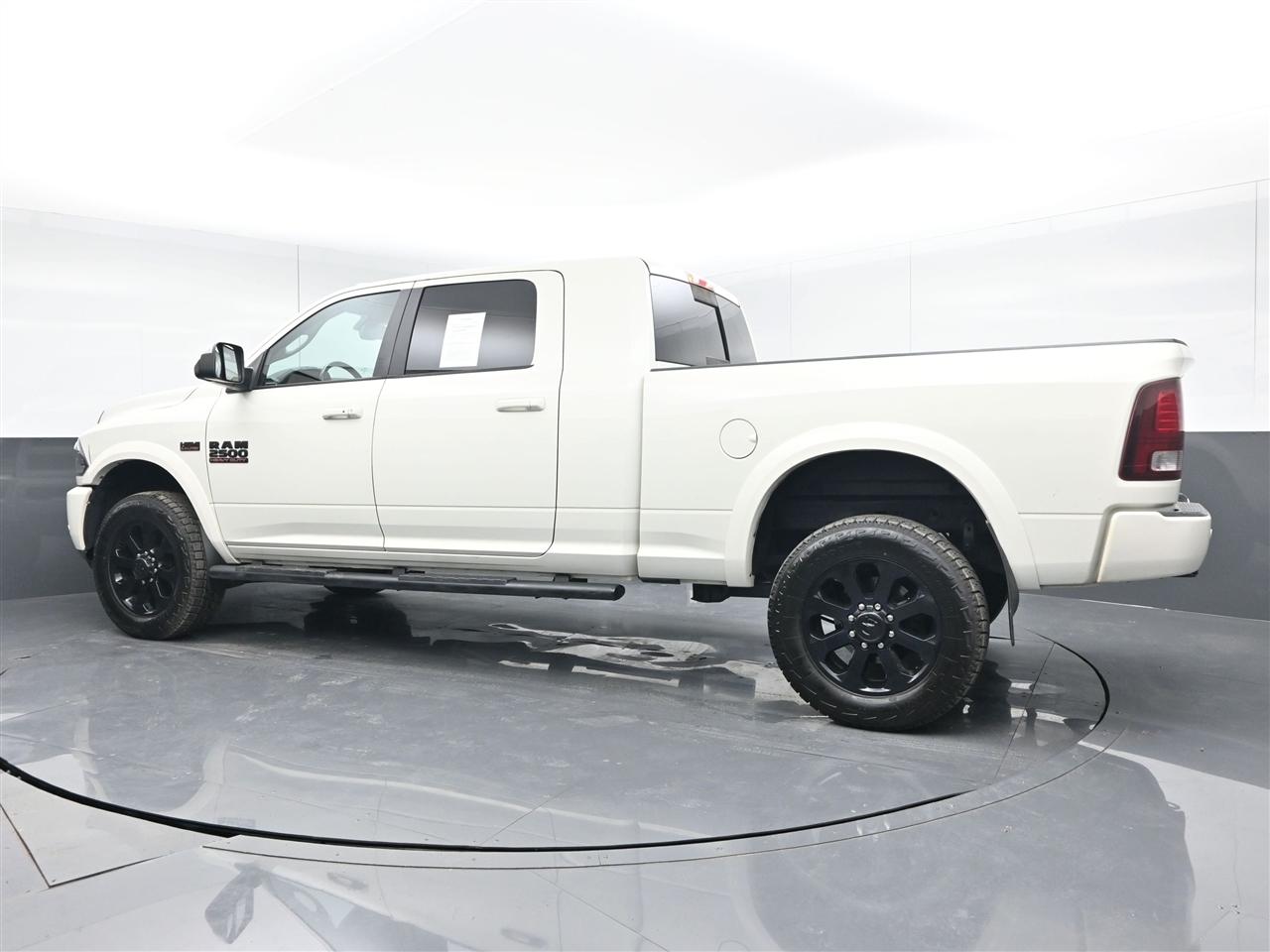 RAM 2500 Laramie Mega Cab 4WD 2017