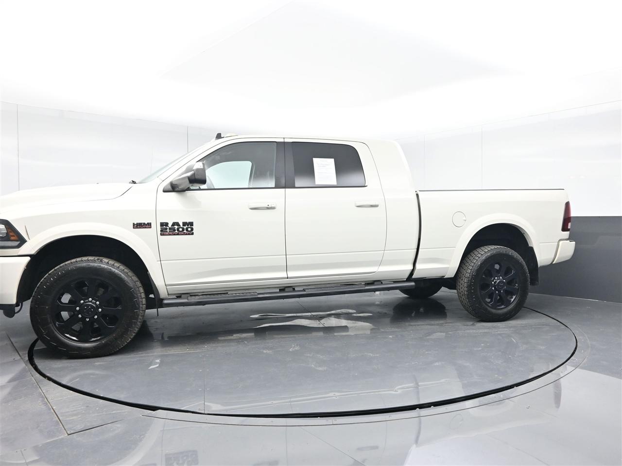 RAM 2500 Laramie Mega Cab 4WD 2017