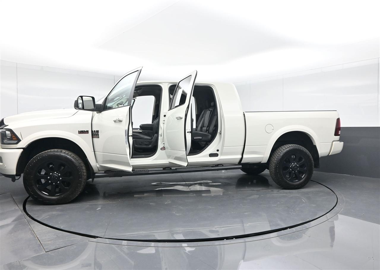 RAM 2500 Laramie Mega Cab 4WD 2017