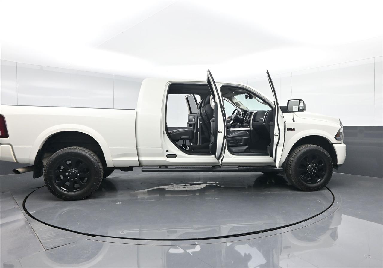RAM 2500 Laramie Mega Cab 4WD 2017