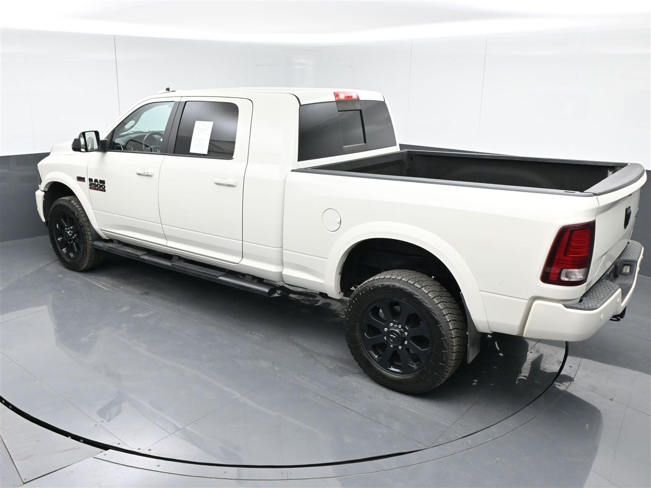 RAM 2500 Laramie Mega Cab 4WD 2017