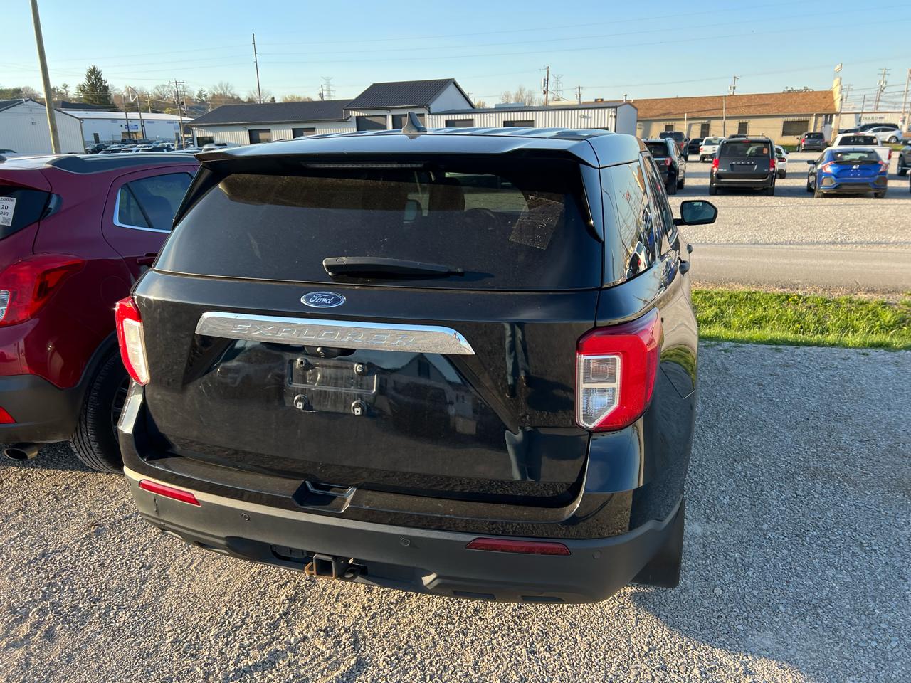 Ford Explorer Base AWD 2021