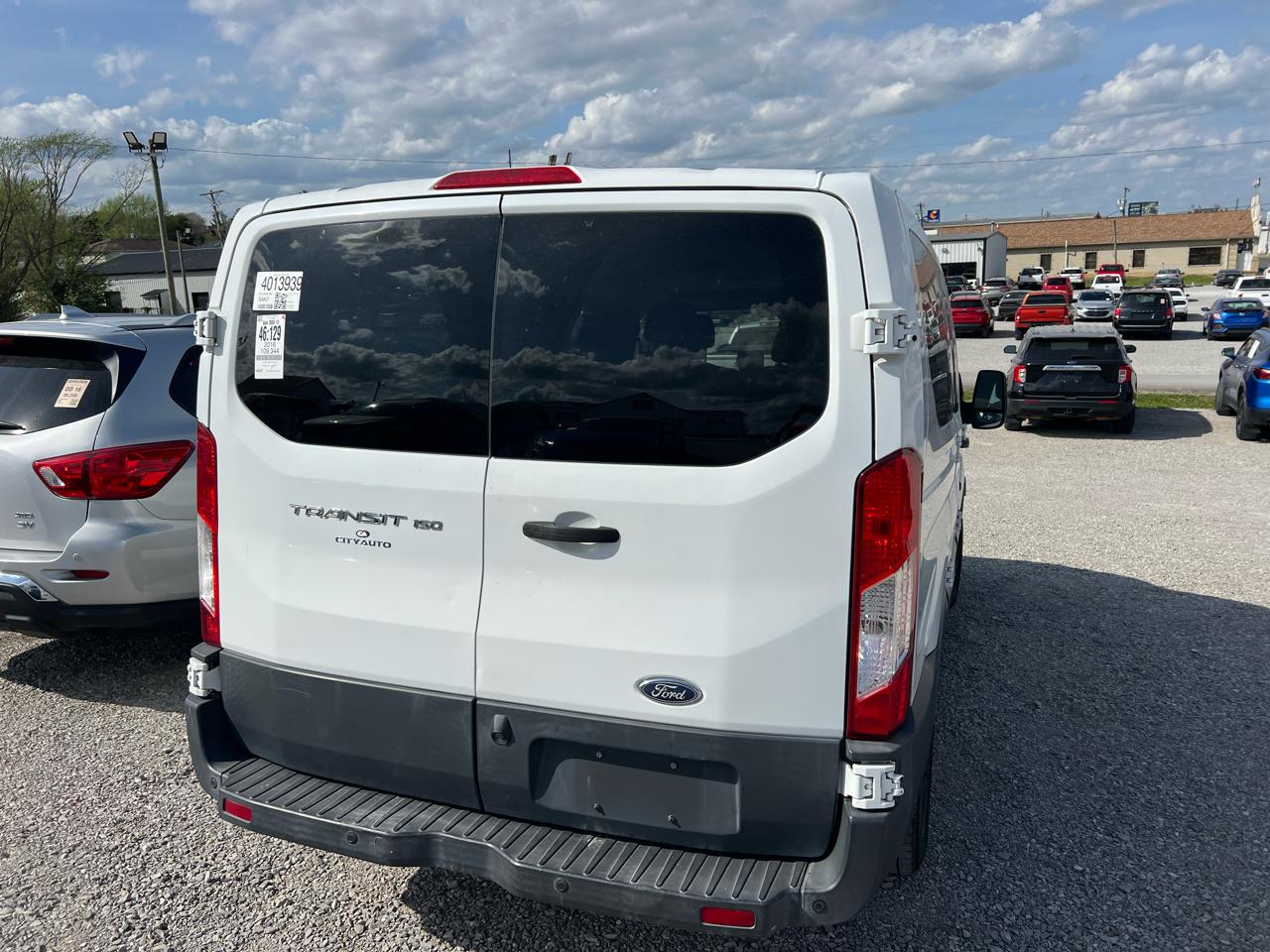 Ford Transit 150 Wagon Low Roof XL 60/40 Pass. 130-in. WB 2016