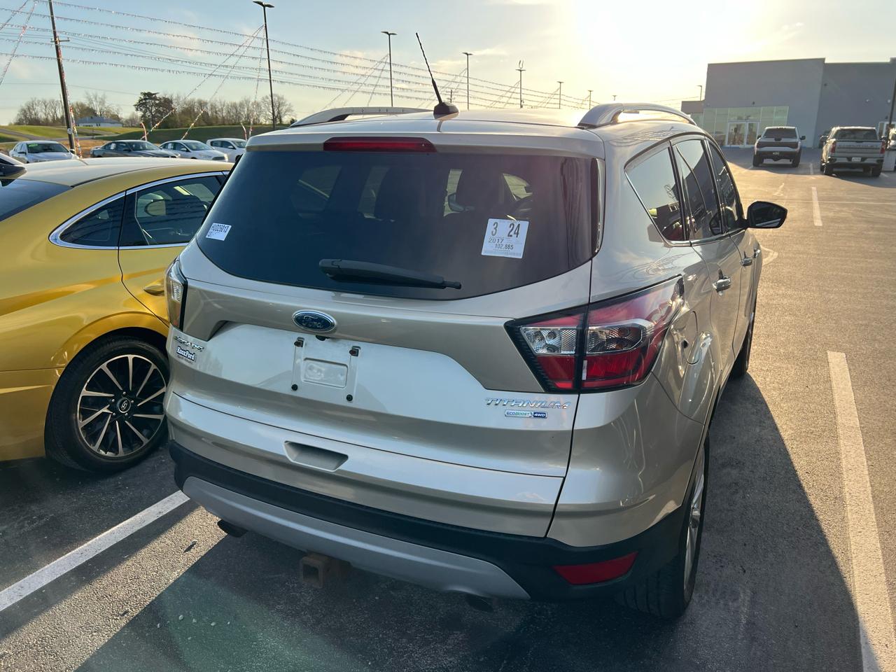 Ford Escape Titanium 4WD 2017