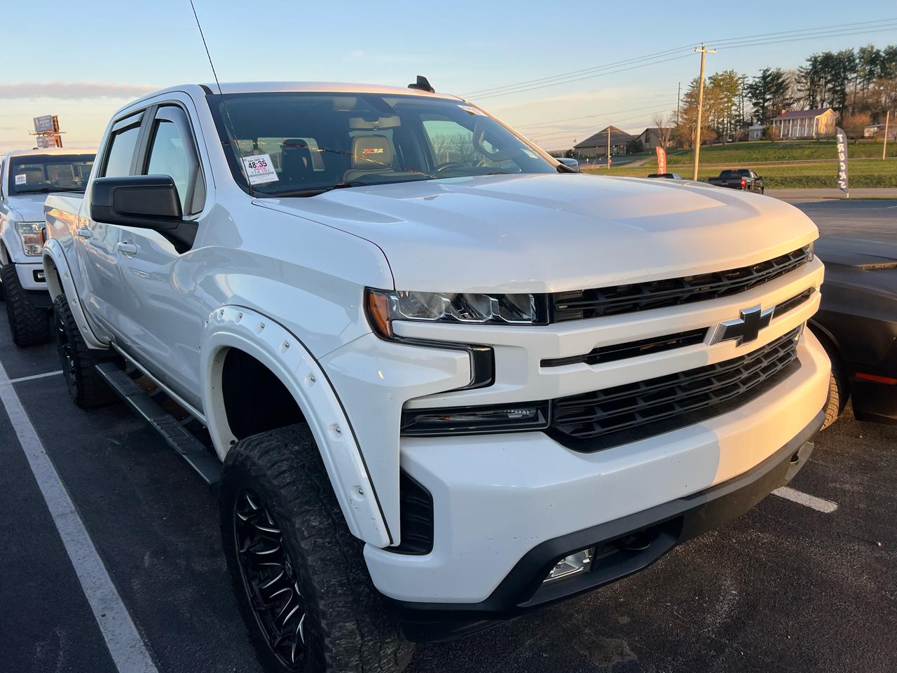 2019 Chevrolet Silverado 1500 RST Crew Cab 4WD