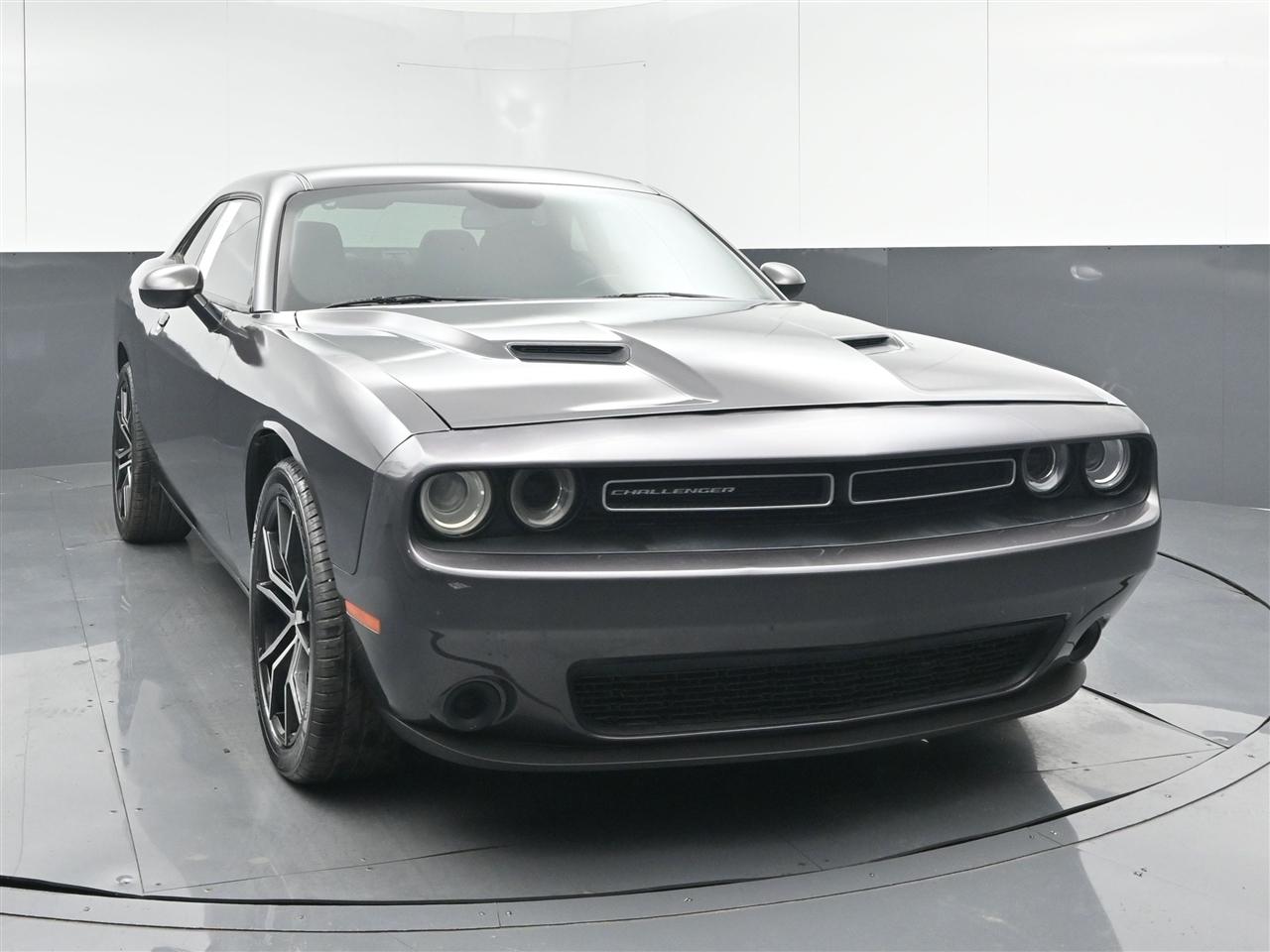 2017 Dodge Challenger SXT