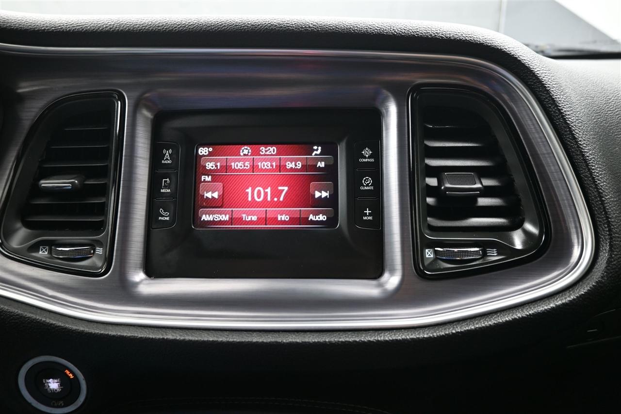 Dodge Challenger SXT 2017