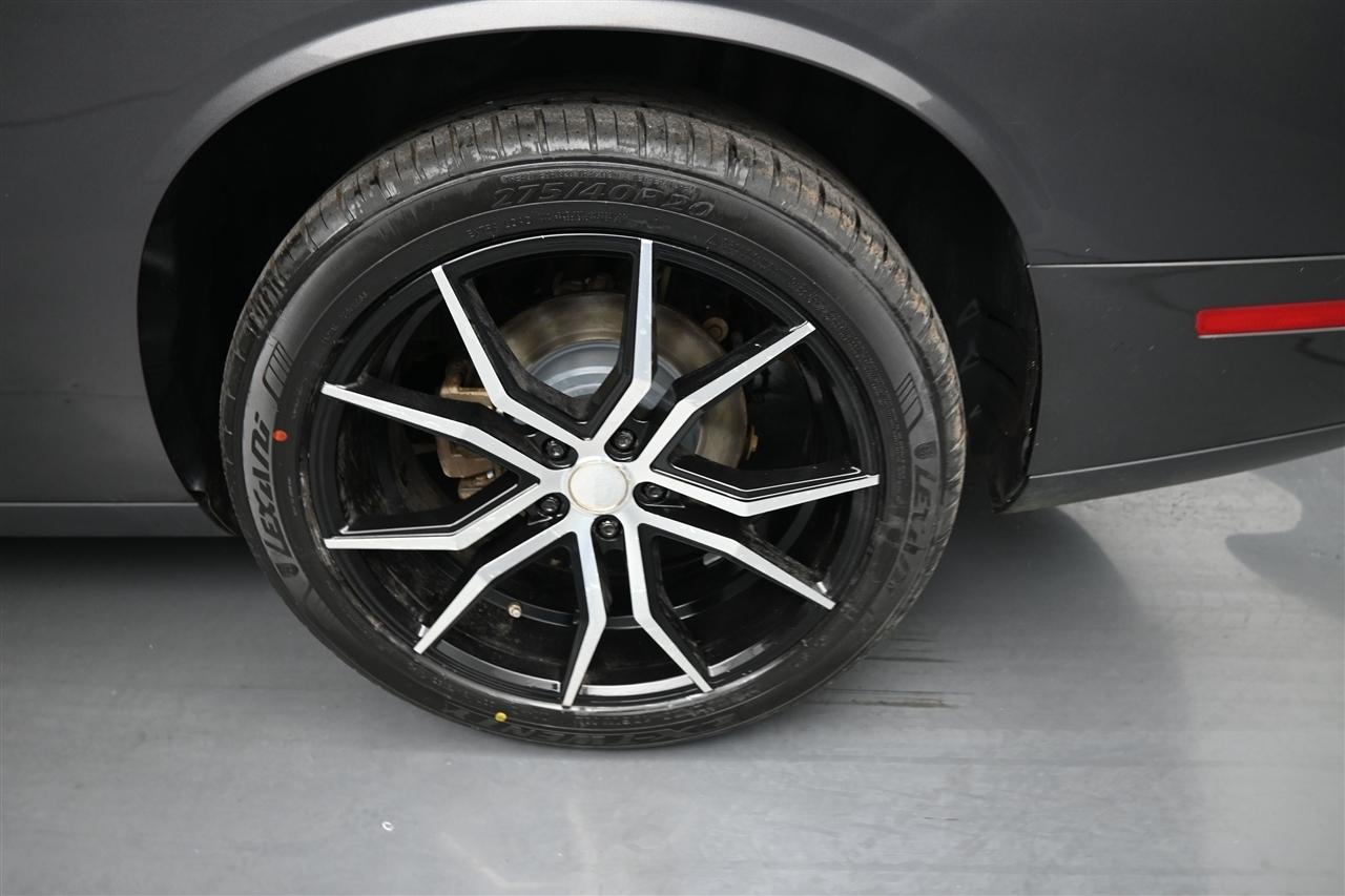 Dodge Challenger SXT 2017