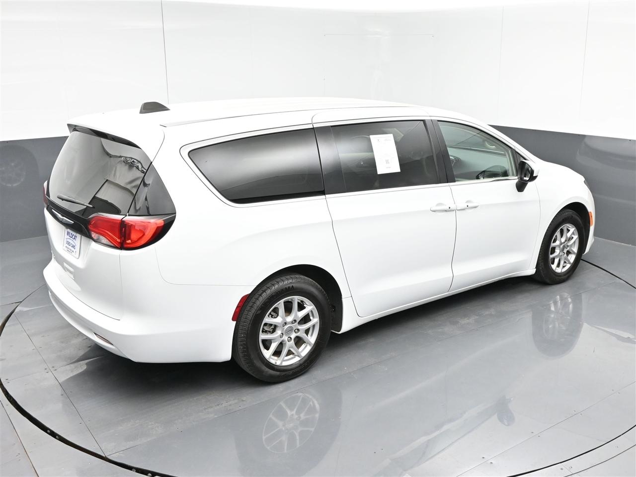 Chrysler Voyager LX 2023