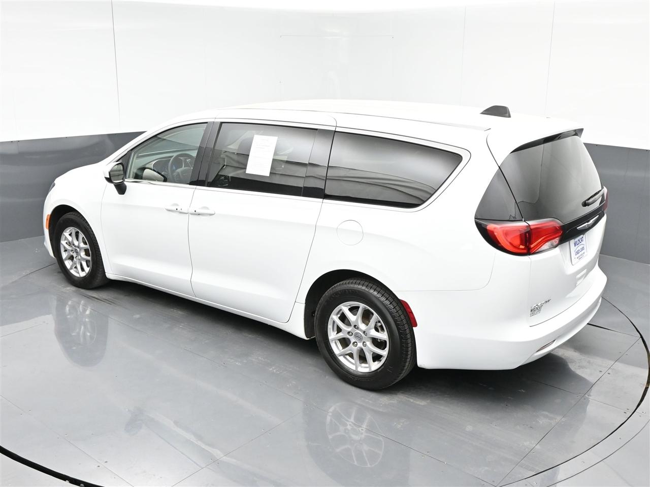 Chrysler Voyager LX 2023