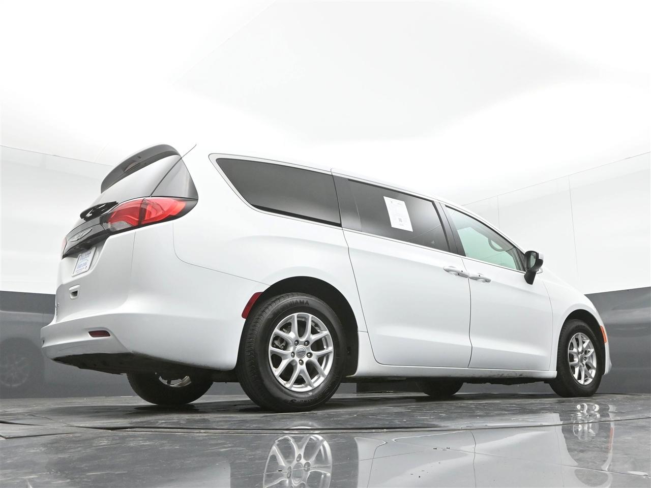 Chrysler Voyager LX 2023