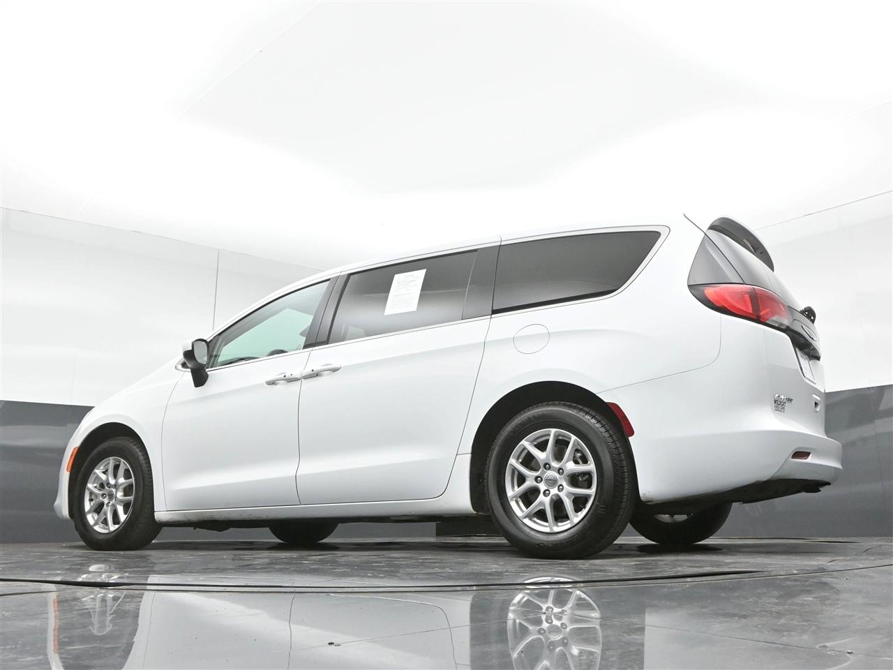 Chrysler Voyager LX 2023