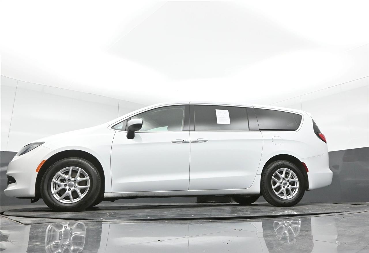 Chrysler Voyager LX 2023