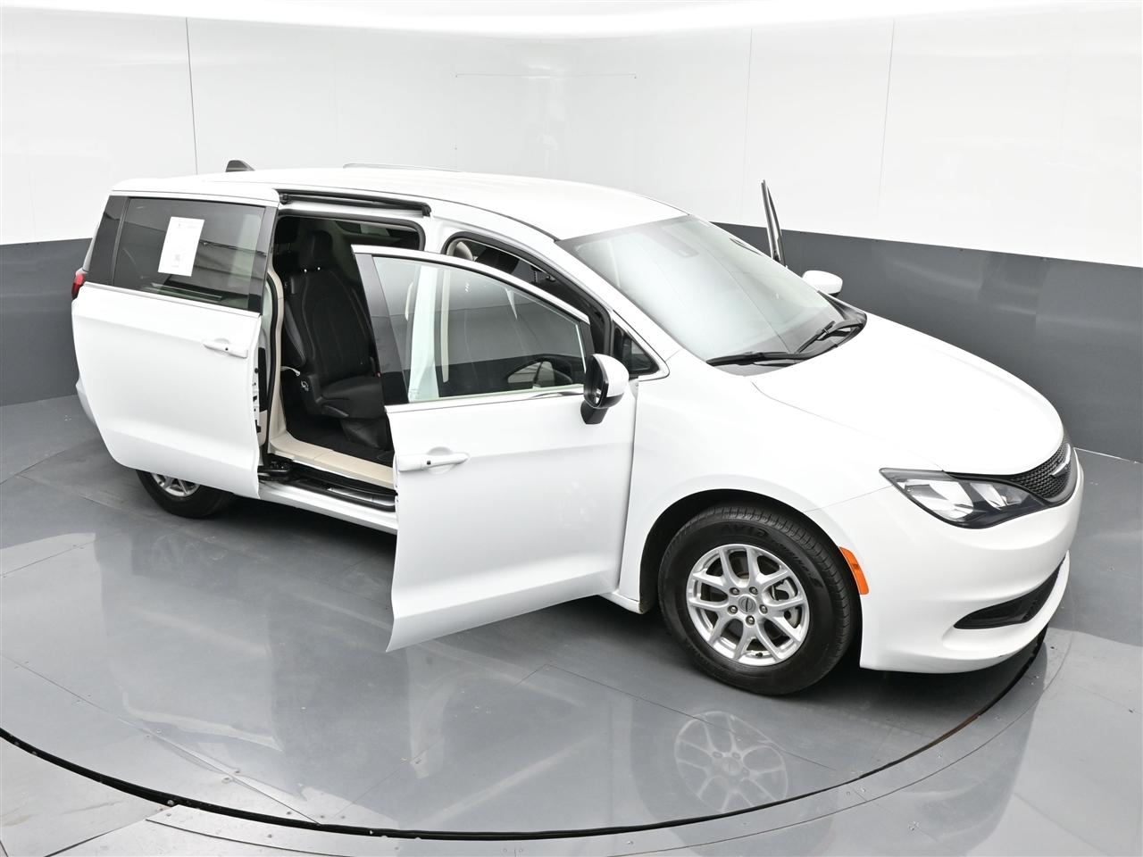 Chrysler Voyager LX 2023