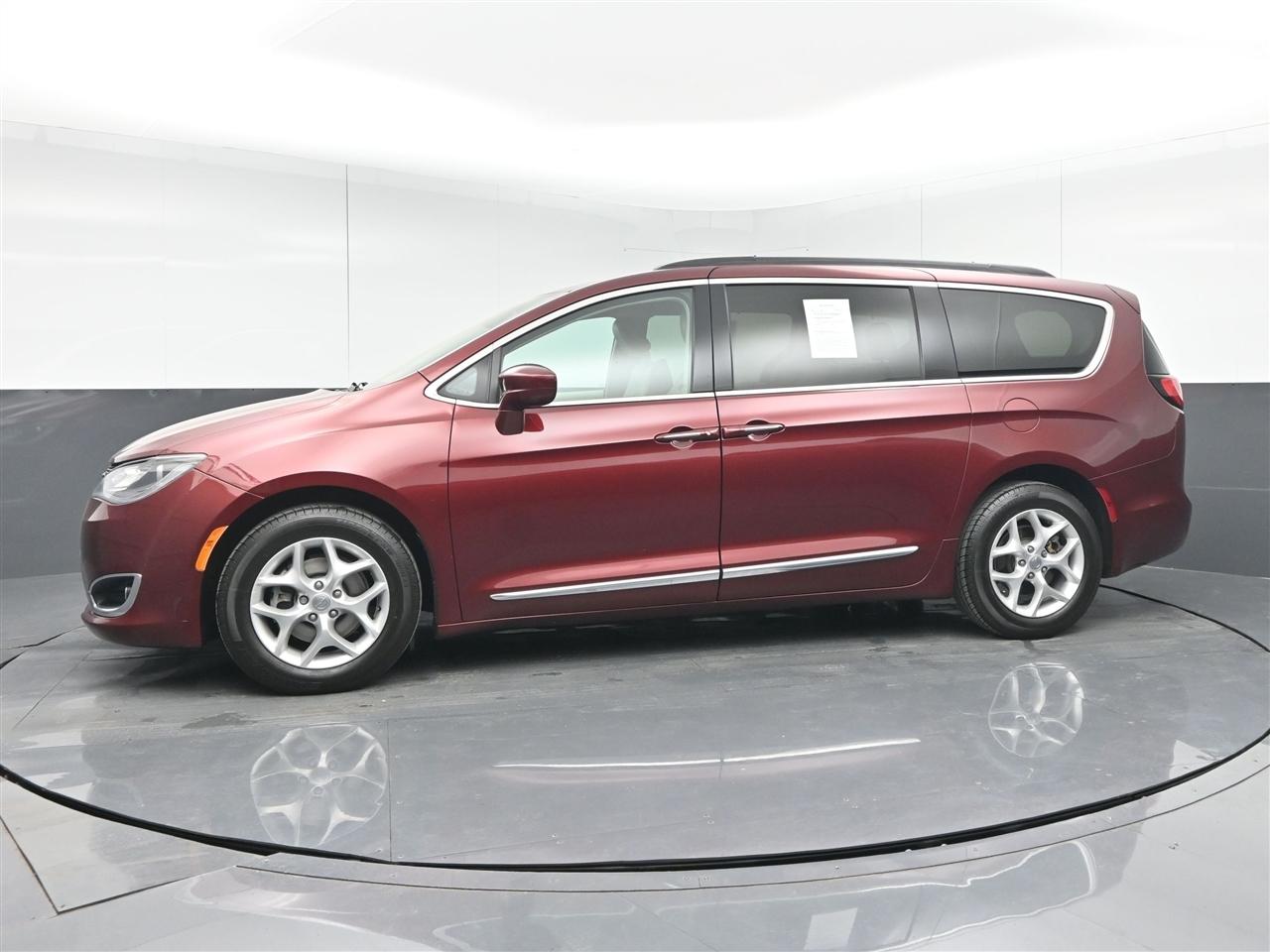 Chrysler Pacifica Touring-L 2017