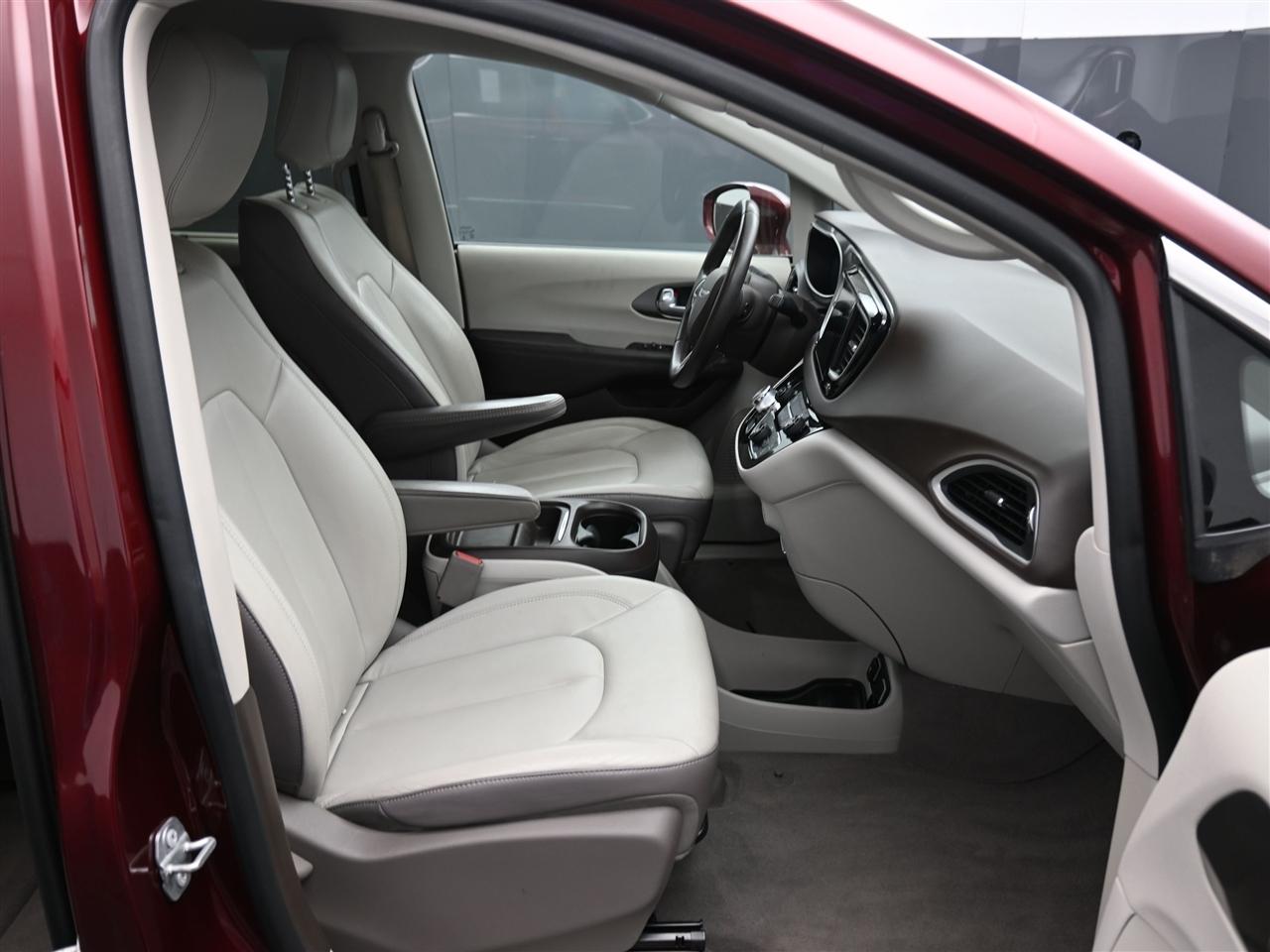 Chrysler Pacifica Touring-L 2017