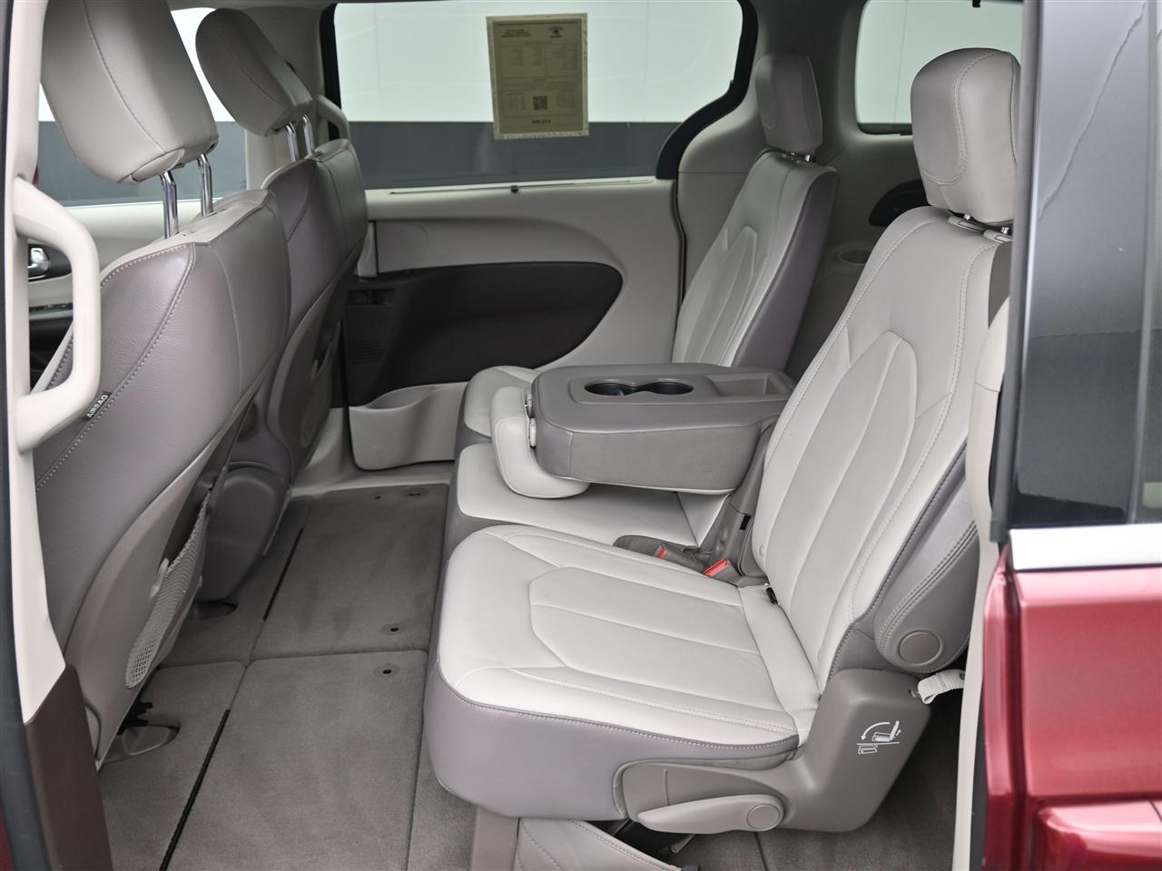 Chrysler Pacifica Touring-L 2017