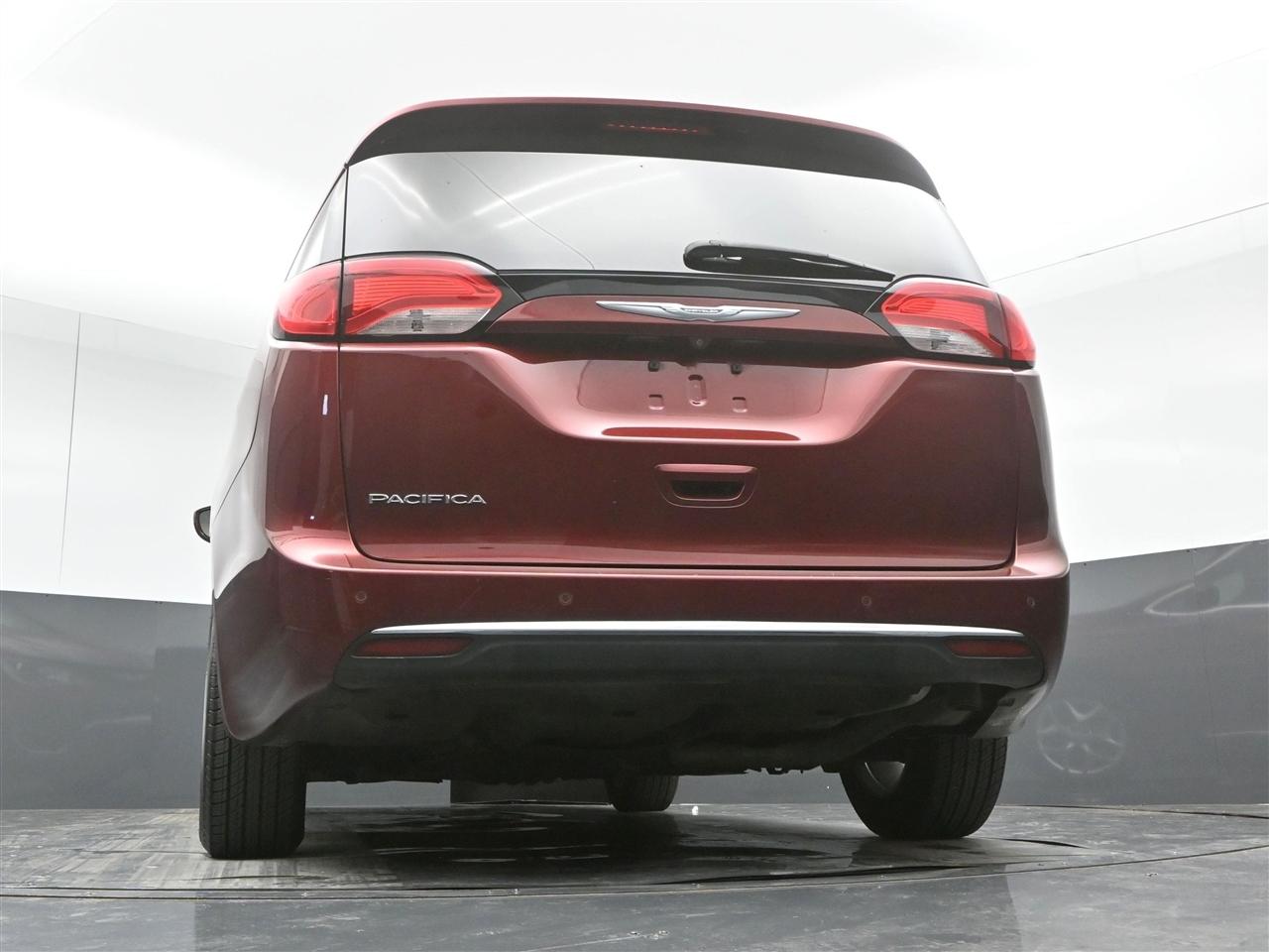 Chrysler Pacifica Touring-L 2017