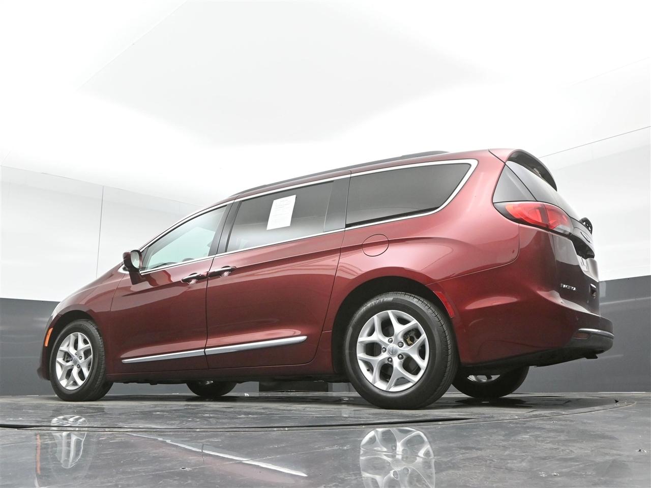 Chrysler Pacifica Touring-L 2017