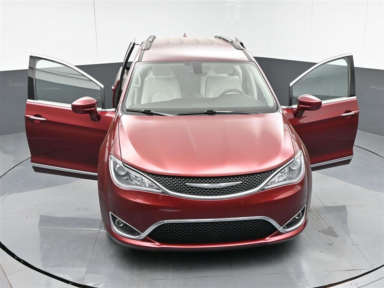 Chrysler Pacifica Touring-L 2017