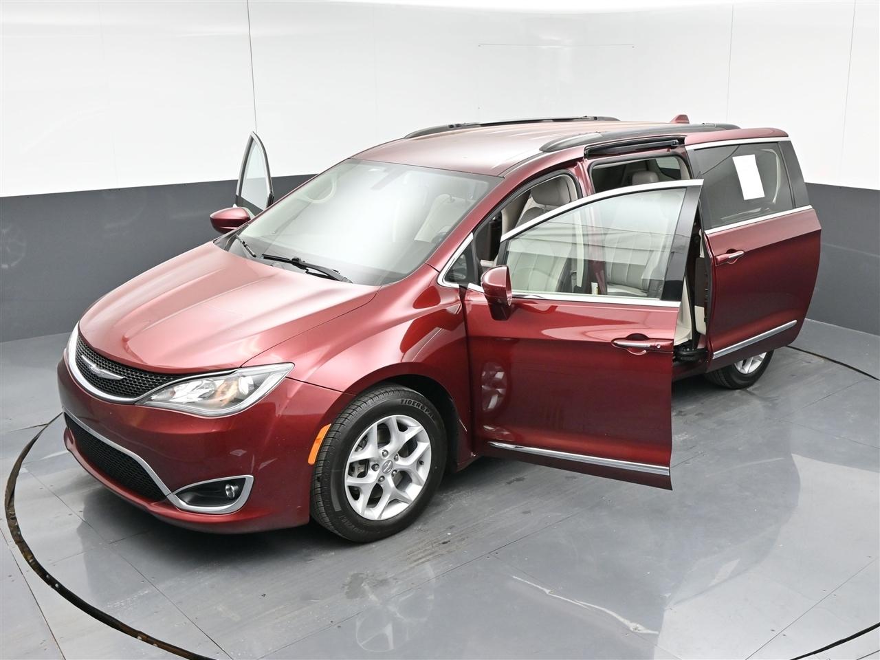 Chrysler Pacifica Touring-L 2017