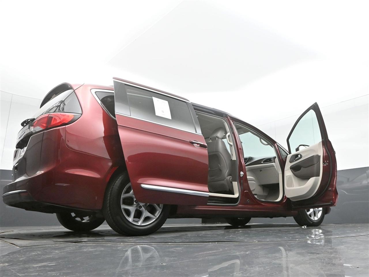 Chrysler Pacifica Touring-L 2017