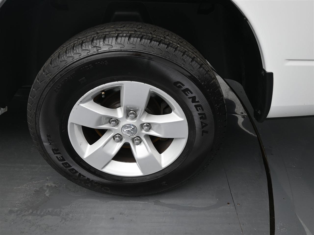 RAM 1500 Tradesman Regular Cab LWB 2WD 2016