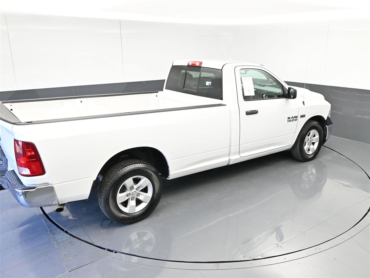 RAM 1500 Tradesman Regular Cab LWB 2WD 2016