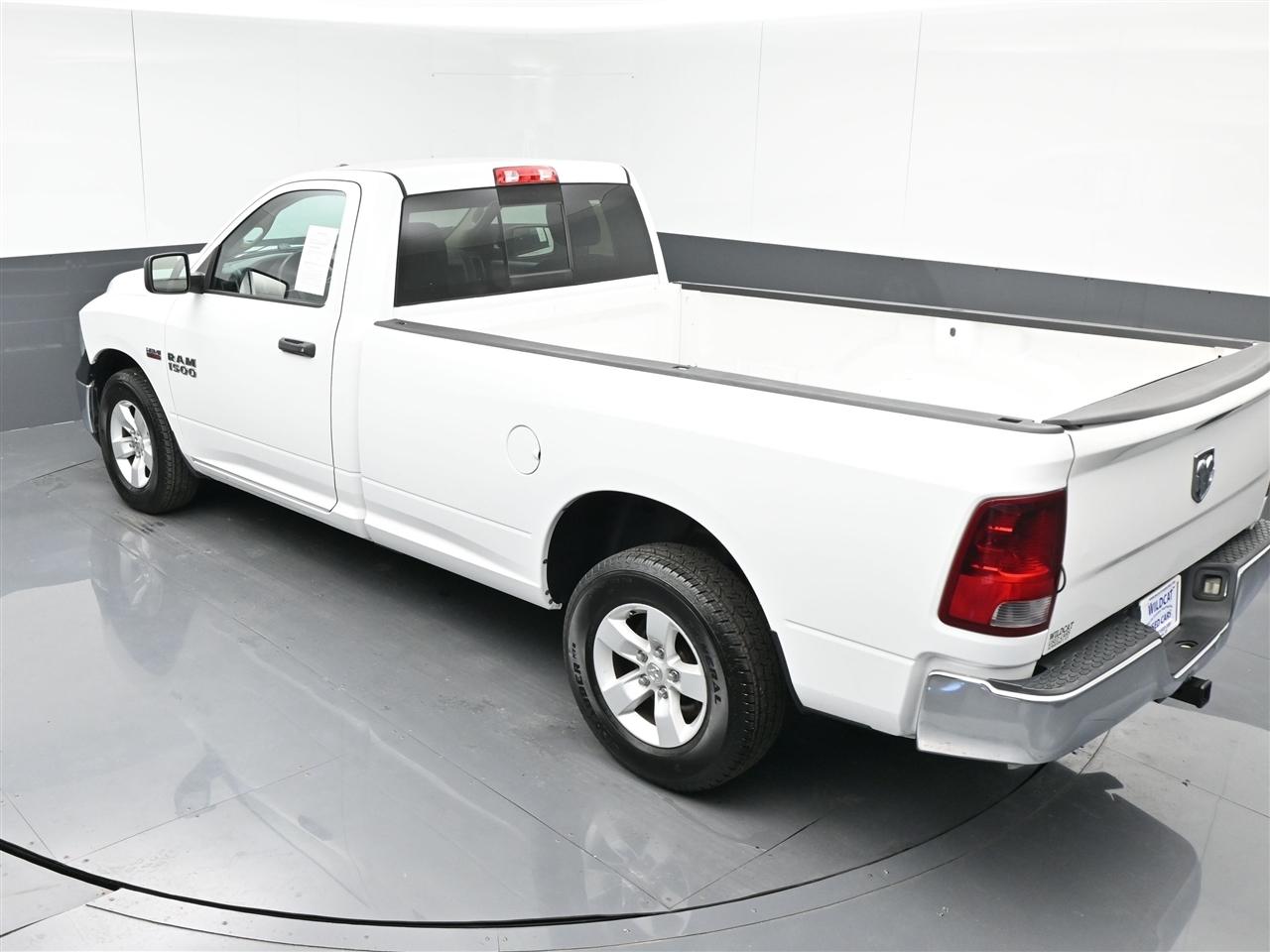 RAM 1500 Tradesman Regular Cab LWB 2WD 2016